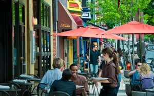 Outdoor dining in Manayunk